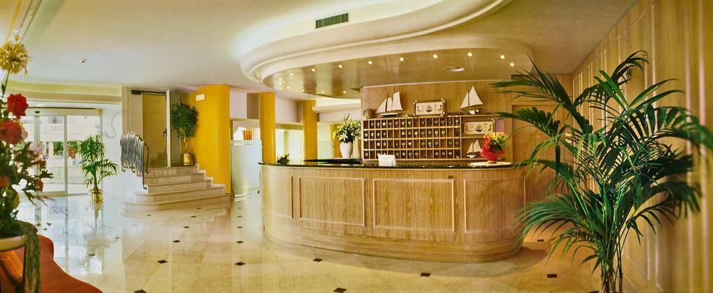 Hotel Montecarlo บิบิโอเน ภายนอก รูปภาพ