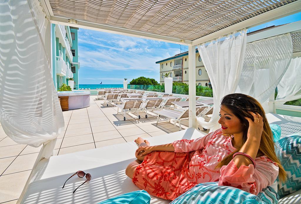 Hotel Montecarlo บิบิโอเน ภายนอก รูปภาพ
