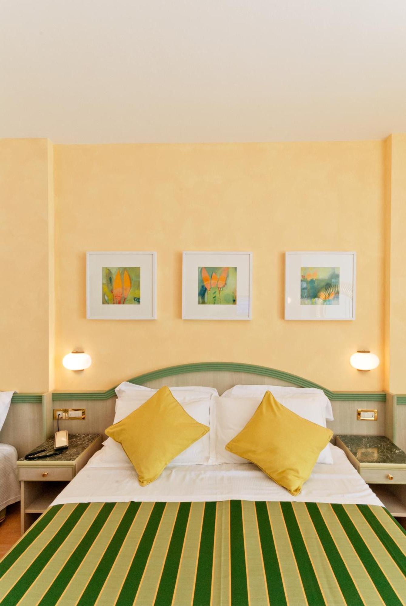 Hotel Montecarlo บิบิโอเน ห้อง รูปภาพ