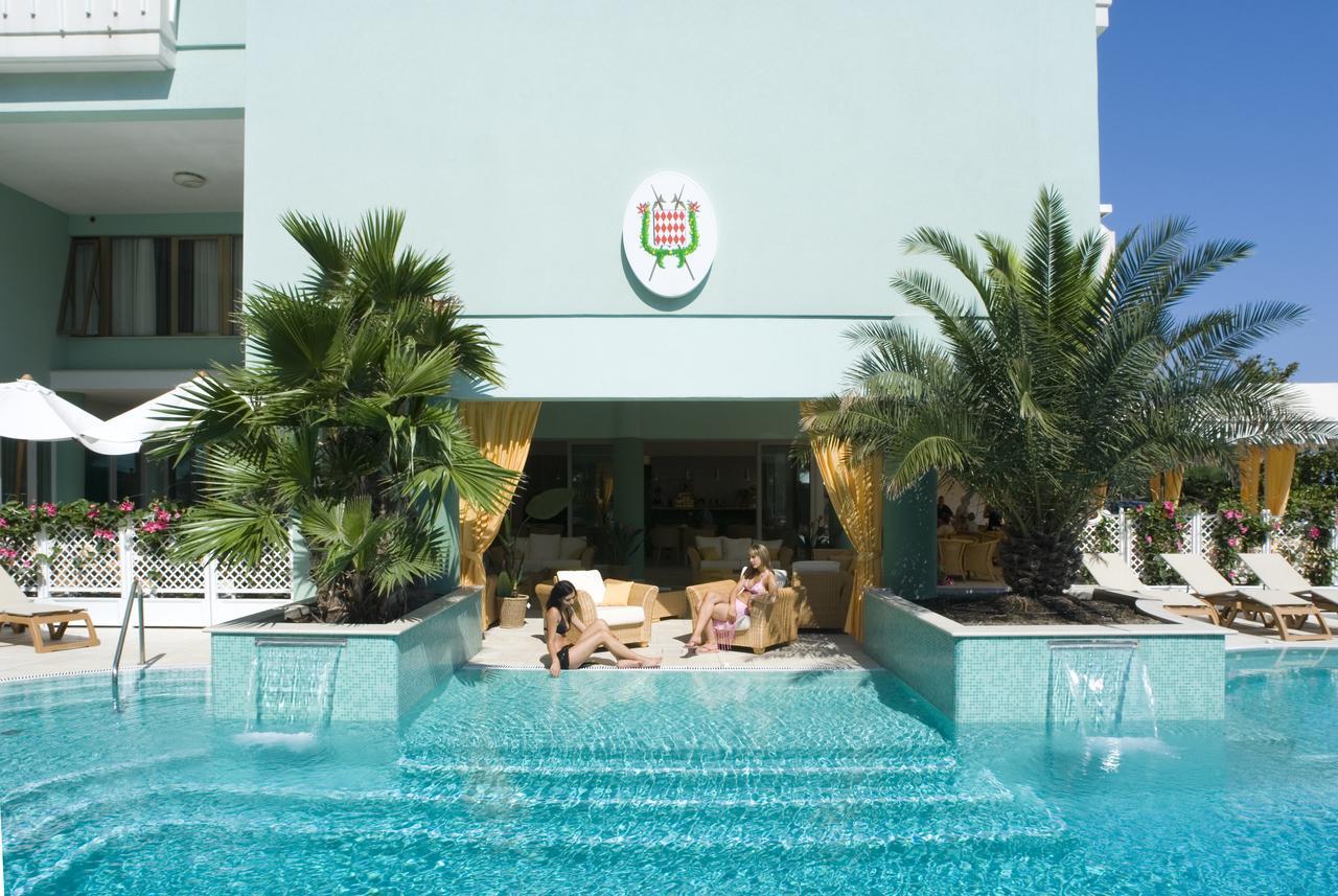 Hotel Montecarlo บิบิโอเน ภายนอก รูปภาพ